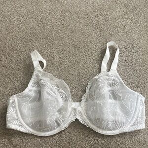 Bali White Floral Lace  desire underwire Bra size 38D style 3687